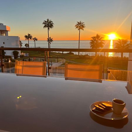 Sunrise Beach Front - Casares Del Mar Екстериор снимка