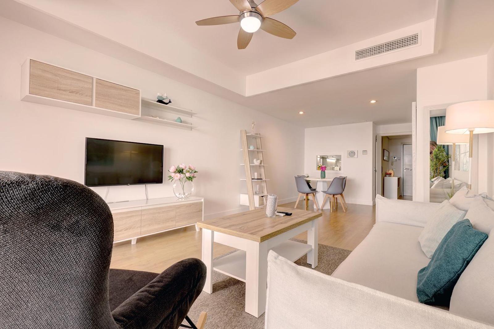 Sunrise Beach Front - Casares Del Mar Екстериор снимка
