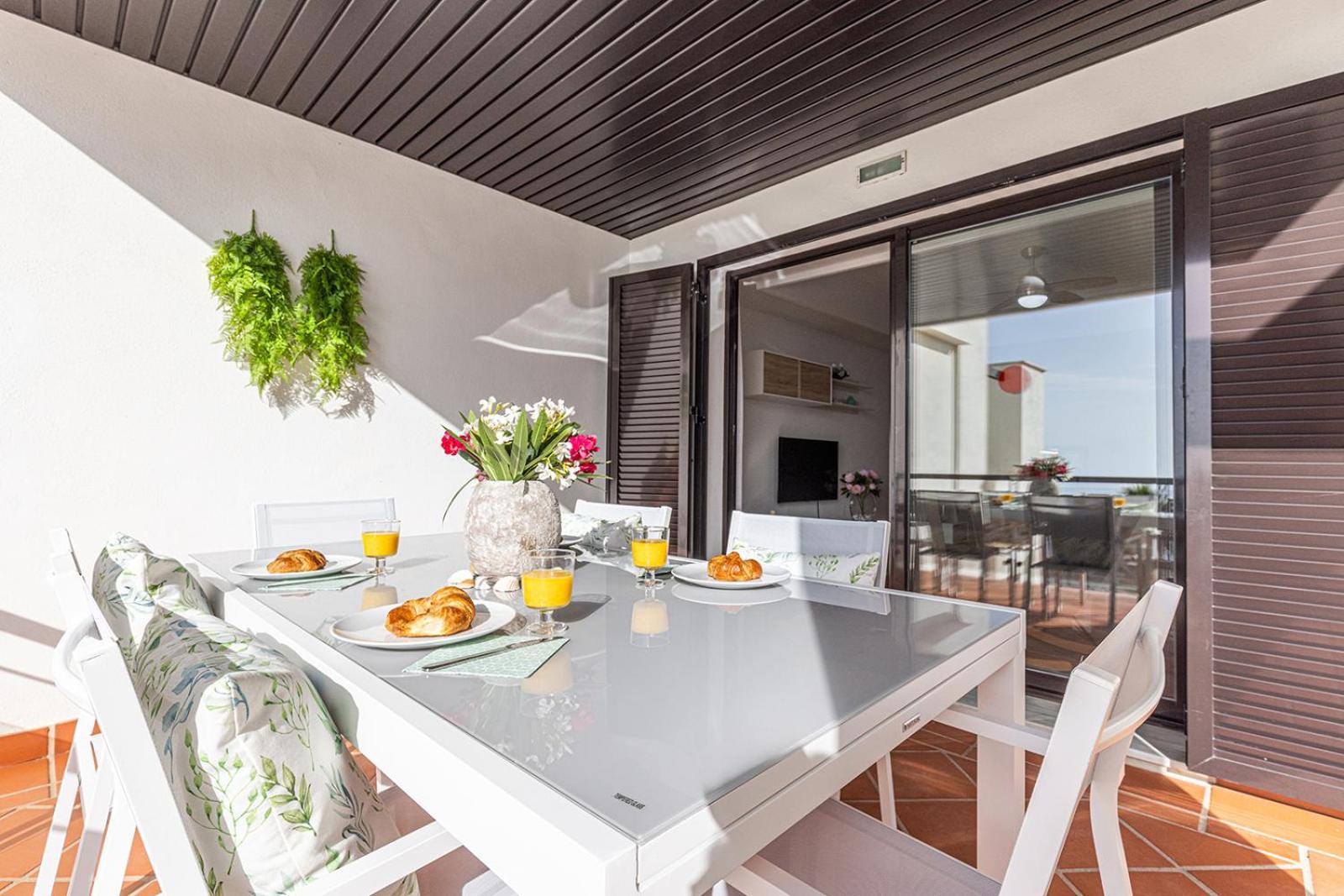 Sunrise Beach Front - Casares Del Mar Екстериор снимка
