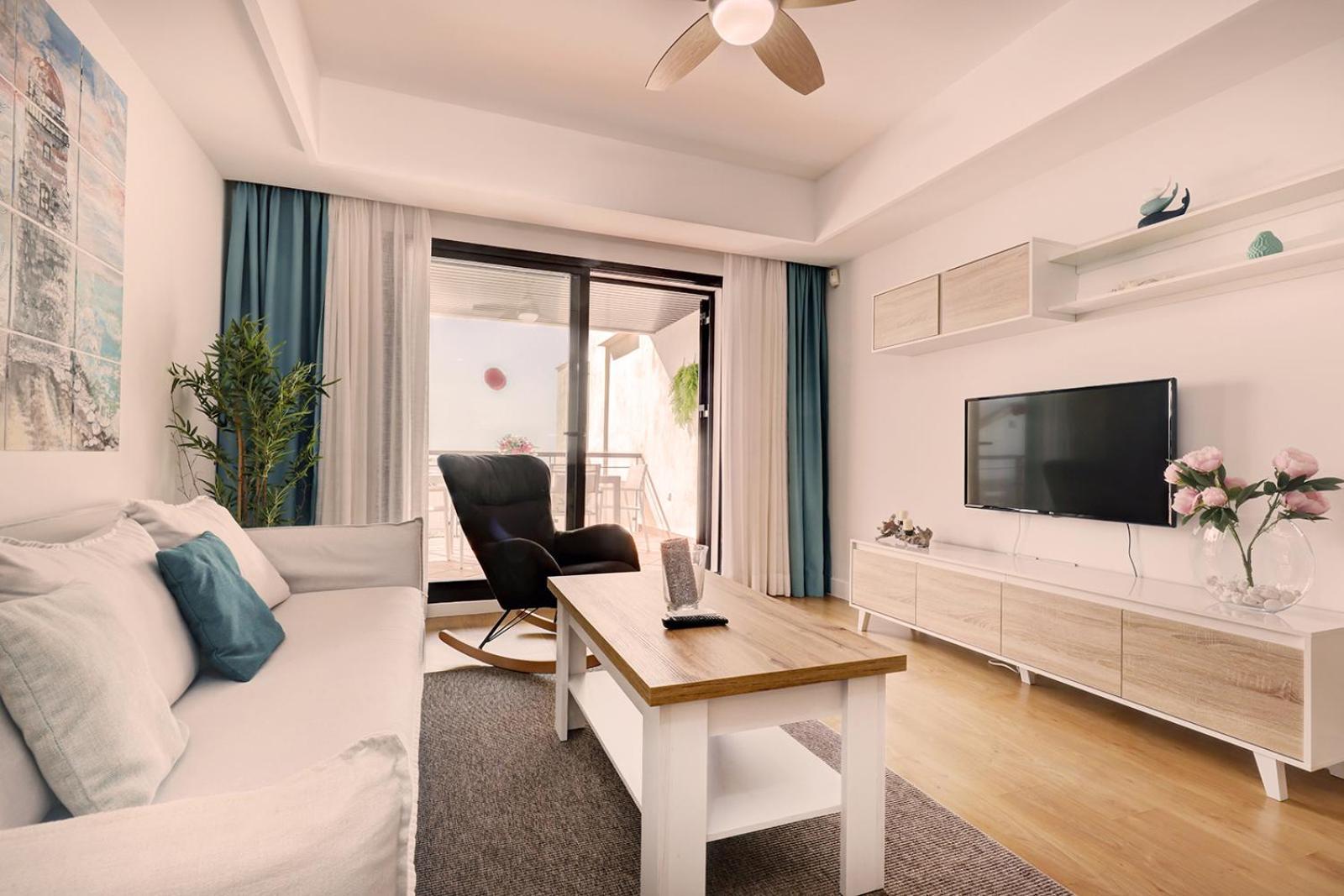 Sunrise Beach Front - Casares Del Mar Екстериор снимка